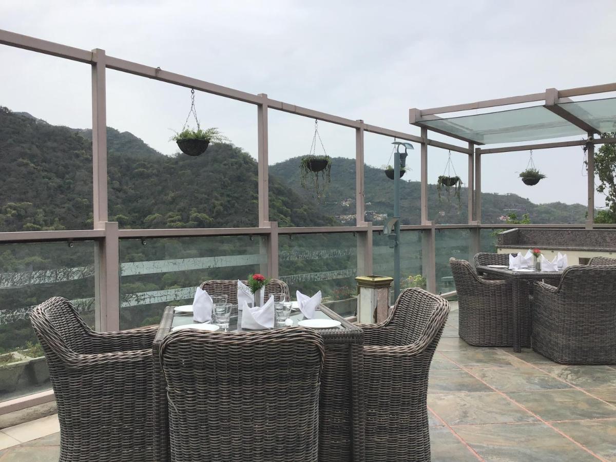 Timber Trail Base Resort - At The Foothills Of Adventure Parwanoo Extérieur photo