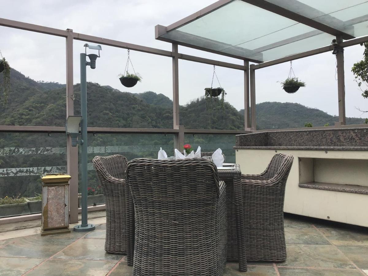 Timber Trail Base Resort - At The Foothills Of Adventure Parwanoo Extérieur photo